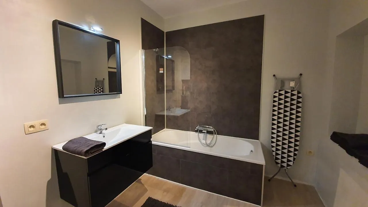 Lfa Charmante Maison De Ville Flemalle-Grande 0*,  België